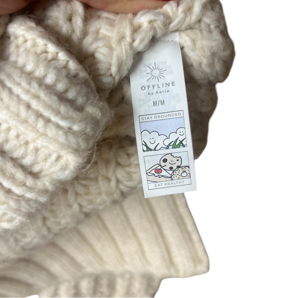 NWT OFFLINE BY AERIE BUNDLE UP SWEATER SIZE M - Picture 8 of 11